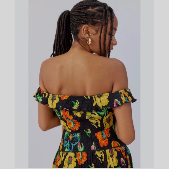 URBAN OUTFITTERS  AUBREY OFF THE SHOULDER SMOCKED RUFFLE MINI DRESS MULTICOLOR - Picture 6 of 15